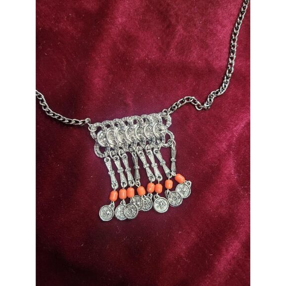 Vintage Silver Corale Amulet Pendant Vintage Necklace - Picture 2 of 3